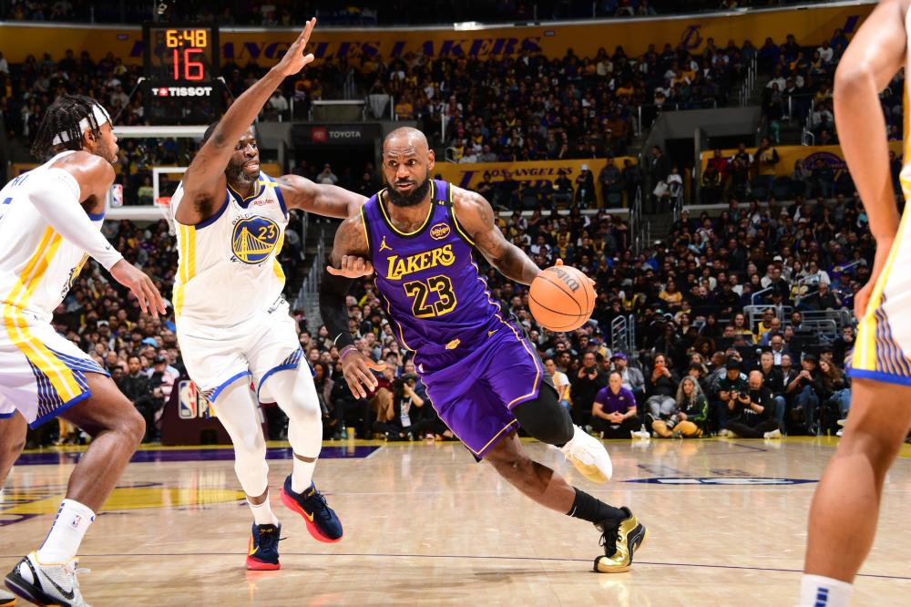 现了他个人 现了他个人